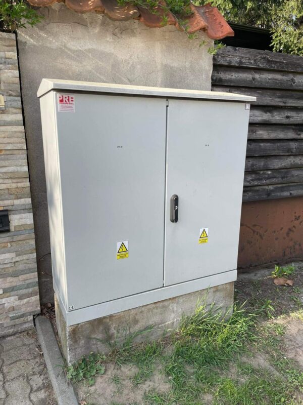 Certified since 2014, steel and aluminum enclosures in protection class II – REM2
